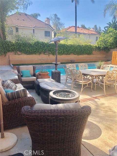 Detail Gallery Image 21 of 25 For 5503 Tampa Ave, Tarzana,  CA 91356 - 5 Beds | 4/1 Baths