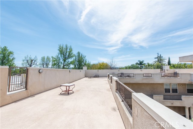 Detail Gallery Image 20 of 20 For 15206 Burbank Bld #308,  Sherman Oaks,  CA 91411 - 2 Beds | 2/1 Baths