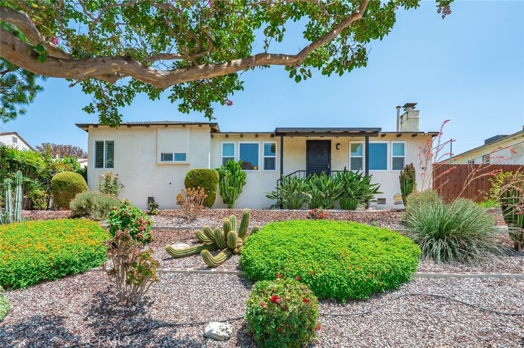 2400 Avondale Drive