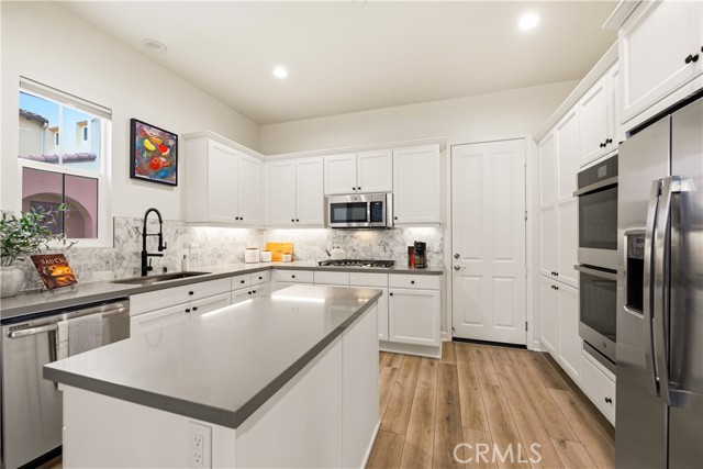 Image 21 of 58 For 1625 Range Road