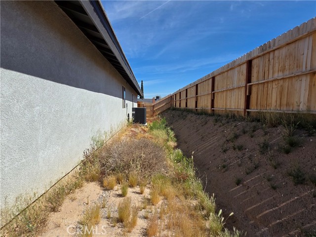 Detail Gallery Image 18 of 20 For 1140 Monterey, Barstow,  CA 92311 - 4 Beds | 2 Baths