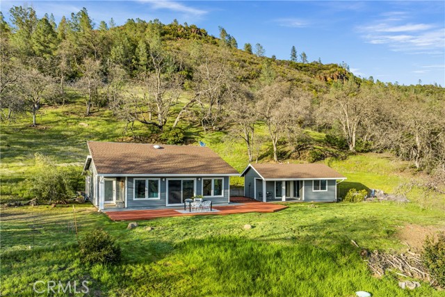 17023 Hofacker Lane, Lower Lake CA: https://media.crmls.org/medias/3a5a1503-e7e0-4a58-a94e-6675a4500356.jpg