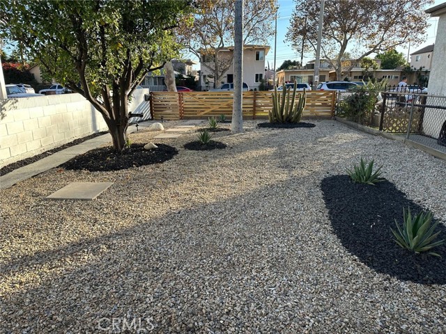 Detail Gallery Image 5 of 5 For 2208 W Olympic, Montebello,  CA 90640 - 3 Beds | 1/1 Baths