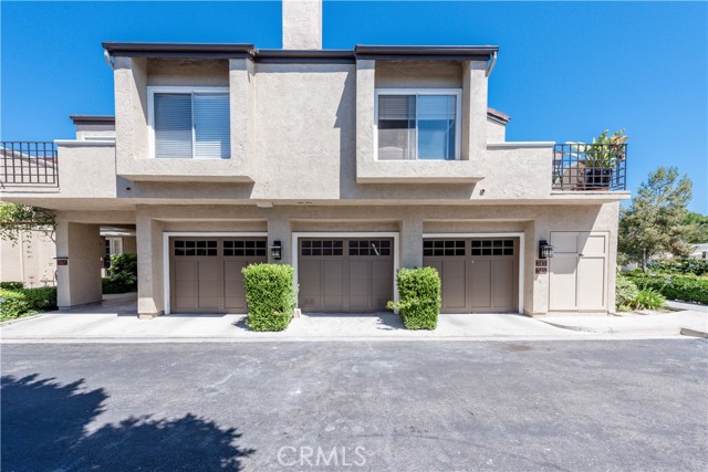 385 Stanford Court, Irvine CA: https://media.crmls.org/medias/3a5b6d12-7862-4ff7-9f4e-a950841cc20e.jpg