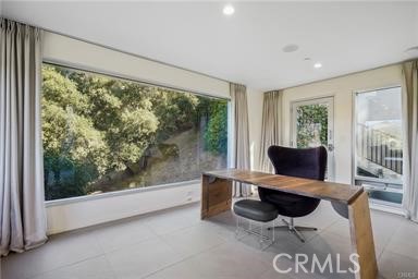 Detail Gallery Image 30 of 47 For 9716 Oak Pass Rd, Beverly Hills,  CA 90210 - 6 Beds | 3/2 Baths