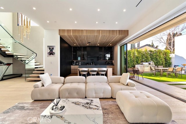 Front Image Thumbnail for CRPV25274656