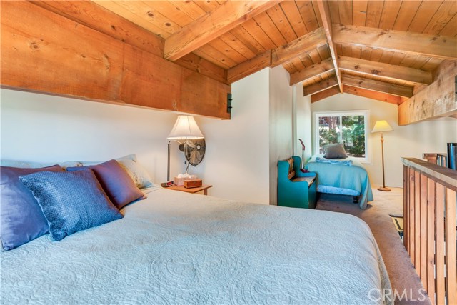 Detail Gallery Image 25 of 30 For 39576 Oak Glen Rd, Fawnskin,  CA 92333 - 2 Beds | 3/1 Baths