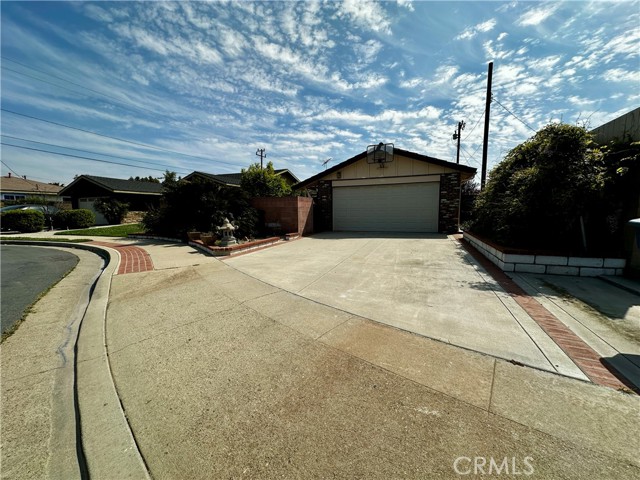 Detail Gallery Image 1 of 25 For 17924 Curt Pl, Gardena,  CA 90248 - 4 Beds | 2 Baths