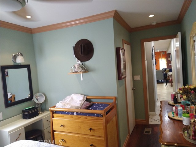 23450 NEWHALL Avenue, Newhall CA: https://media.crmls.org/medias/3a5ed4ed-a3c4-47ed-8eff-f7662c9d63bf.jpg