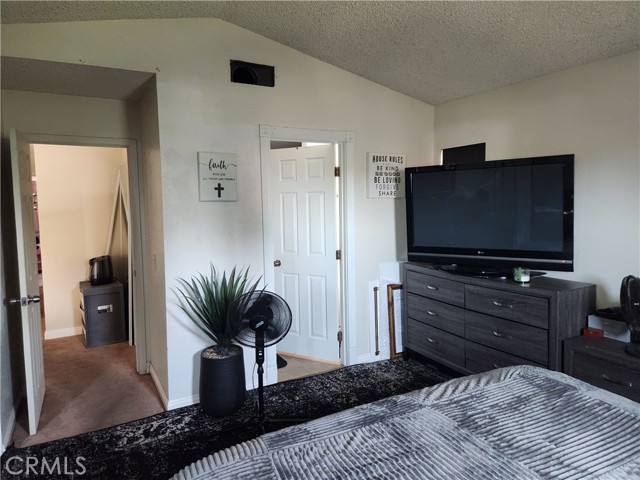 Detail Gallery Image 16 of 21 For 17139 Benicia Ct, Fontana,  CA 92336 - 3 Beds | 2/1 Baths