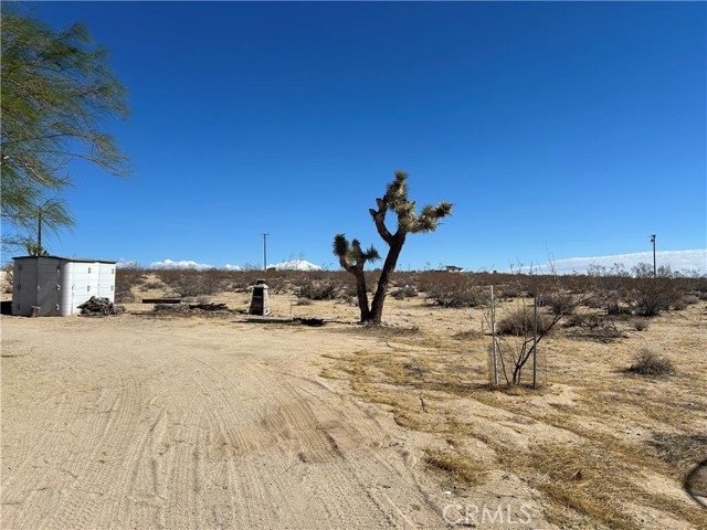 Detail Gallery Image 23 of 26 For 63737 Gibson Rd, Joshua Tree,  CA 92252 - 1 Beds | 1 Baths