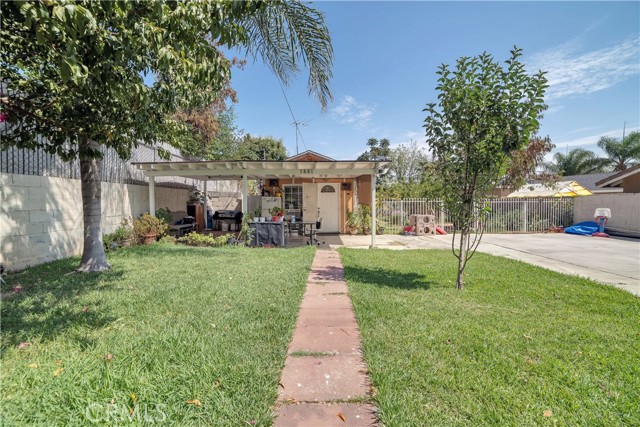 5881 Mountain View Ave, Riverside, CA 92504