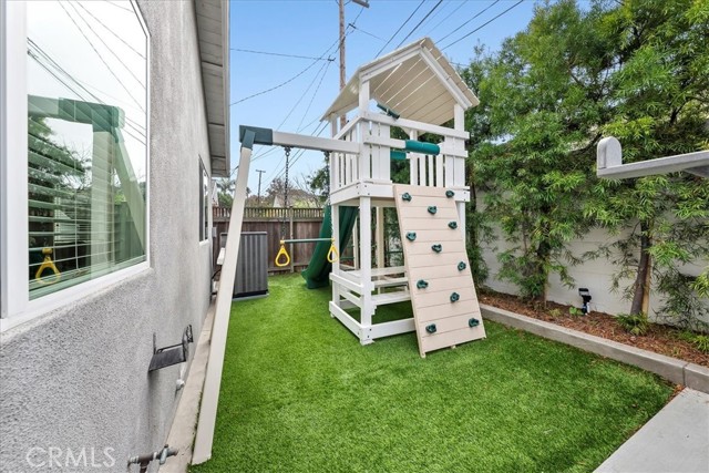 416 Avenue E, Redondo Beach, California 90277, 5 Bedrooms Bedrooms, ,2 BathroomsBathrooms,Residential,Sold,Avenue E,SB21248729