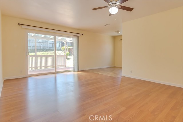 633 Elaine Avenue, Oceanside CA: https://media.crmls.org/medias/3a61083d-856a-4b88-ae49-010391a99379.jpg