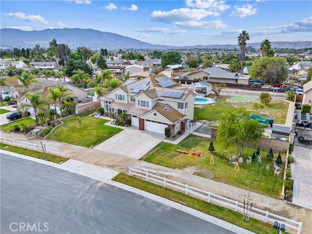 Detail Gallery Image 2 of 61 For 2322 Morgan Drive, Norco,  CA 92860 - 4 Beds | 3 Baths