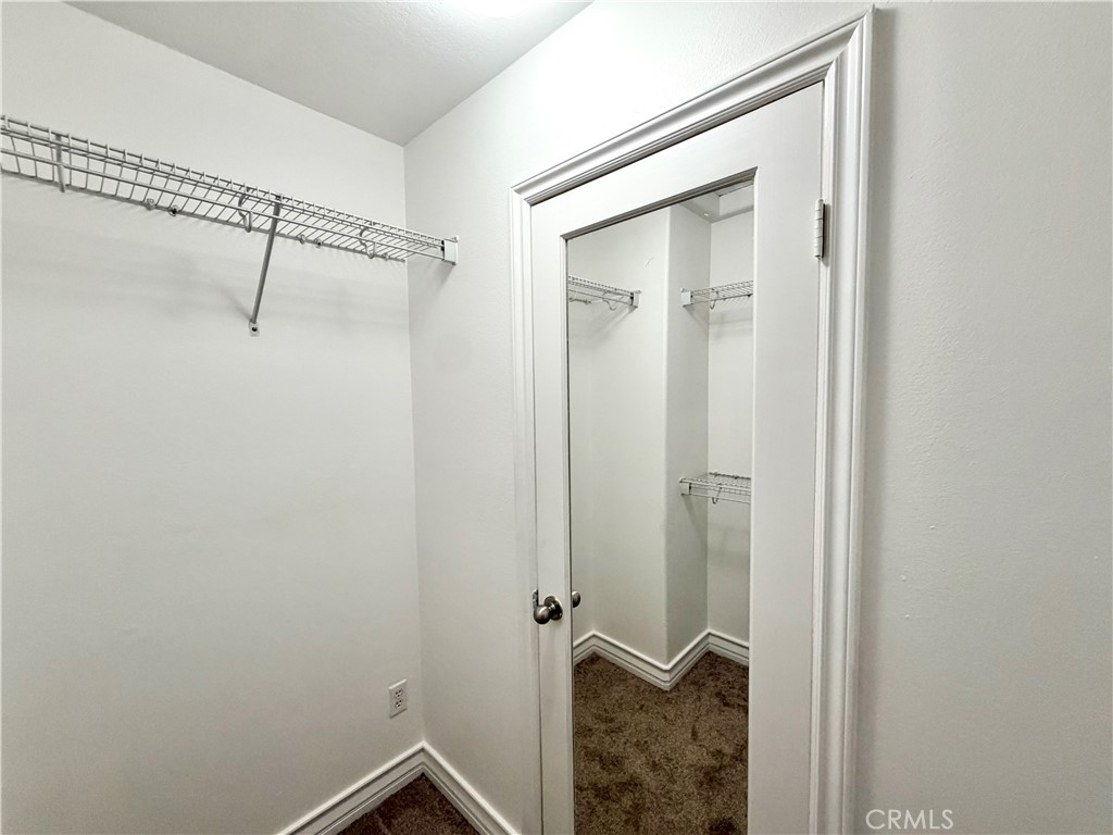 https://media.crmls.org/medias/3a62ab98-dcba-4cf2-be12-ddc3a82dad45.jpg?preset=X-Large