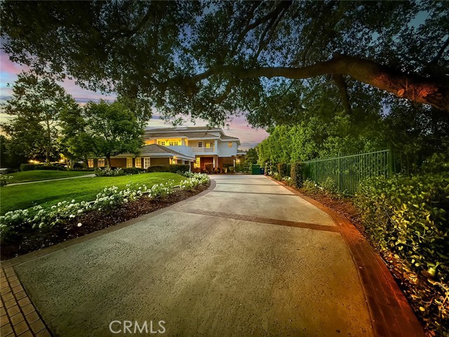 Detail Gallery Image 4 of 75 For 5135 Island Forest Pl, Westlake Village,  CA 91362 - 5 Beds | 4 Baths