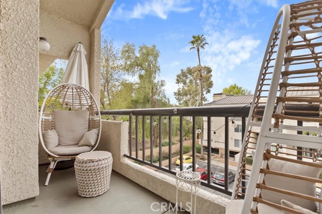Detail Gallery Image 13 of 14 For 5515 Canoga Ave #325,  Woodland Hills,  CA 91367 - 2 Beds | 2 Baths