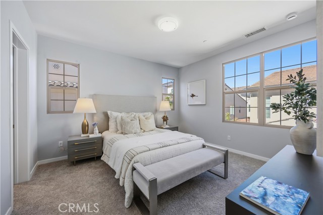 Detail Gallery Image 12 of 22 For 96 Tallowood, Irvine,  CA 92620 - 4 Beds | 3 Baths