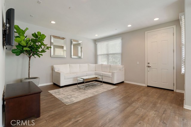 Detail Gallery Image 5 of 27 For 52 Origin, Irvine,  CA 92618 - 2 Beds | 2 Baths