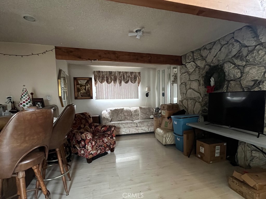 https://media.crmls.org/medias/3a660257-0ee7-43eb-a3cc-ebd86bc881e4.jpg?preset=X-Large