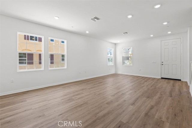 Detail Gallery Image 5 of 17 For 16013 Cochise Ct, Chino,  CA 91708 - 3 Beds | 2/1 Baths