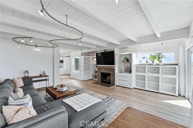 Detail Gallery Image 7 of 75 For 885 Tia Juana, Laguna Beach,  CA 92651 - 3 Beds | 2 Baths