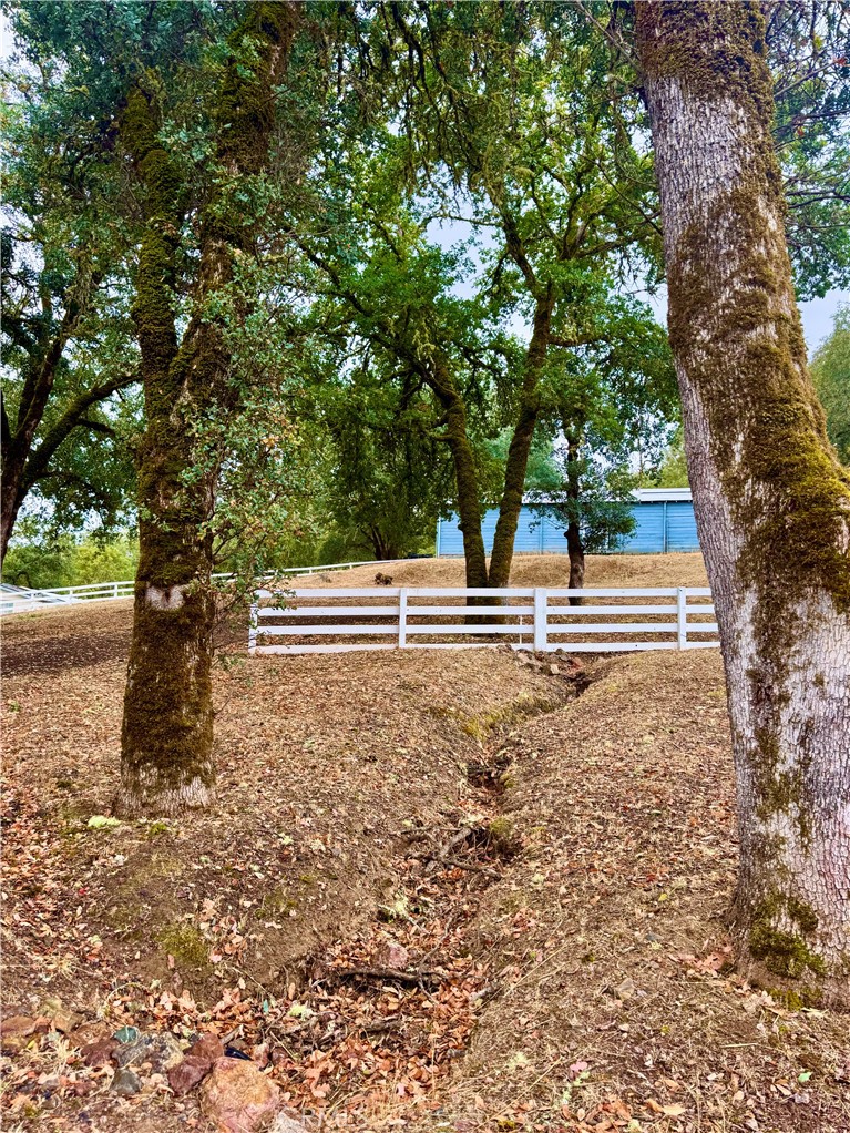 https://media.crmls.org/medias/3a67a6c9-6525-4088-b633-e9e2c8068a3f.jpg?preset=X-Large