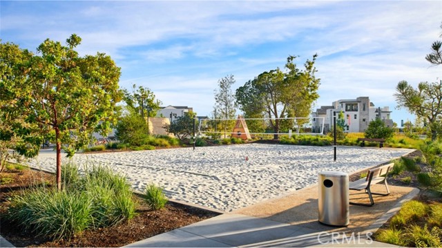 154 Billings, Irvine CA: https://media.crmls.org/medias/3a67f4e0-a16b-454b-bc13-8634c34e15fa.jpg
