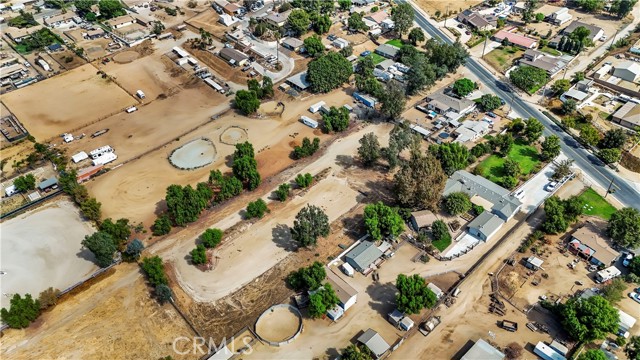 0 California, Norco CA: https://media.crmls.org/medias/3a69110a-e957-4b04-8f8c-c669686ad452.jpg