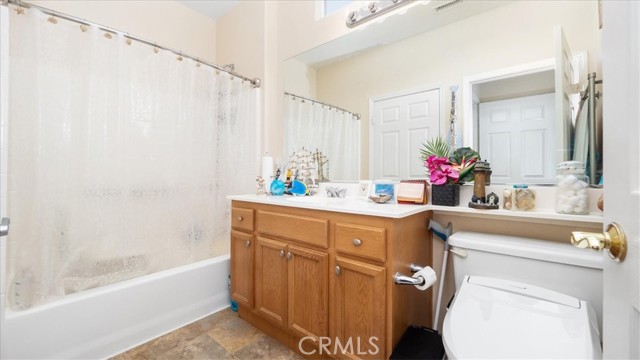 Detail Gallery Image 19 of 39 For 23979 Steelhead Dr, Corona,  CA 92883 - 2 Beds | 2 Baths