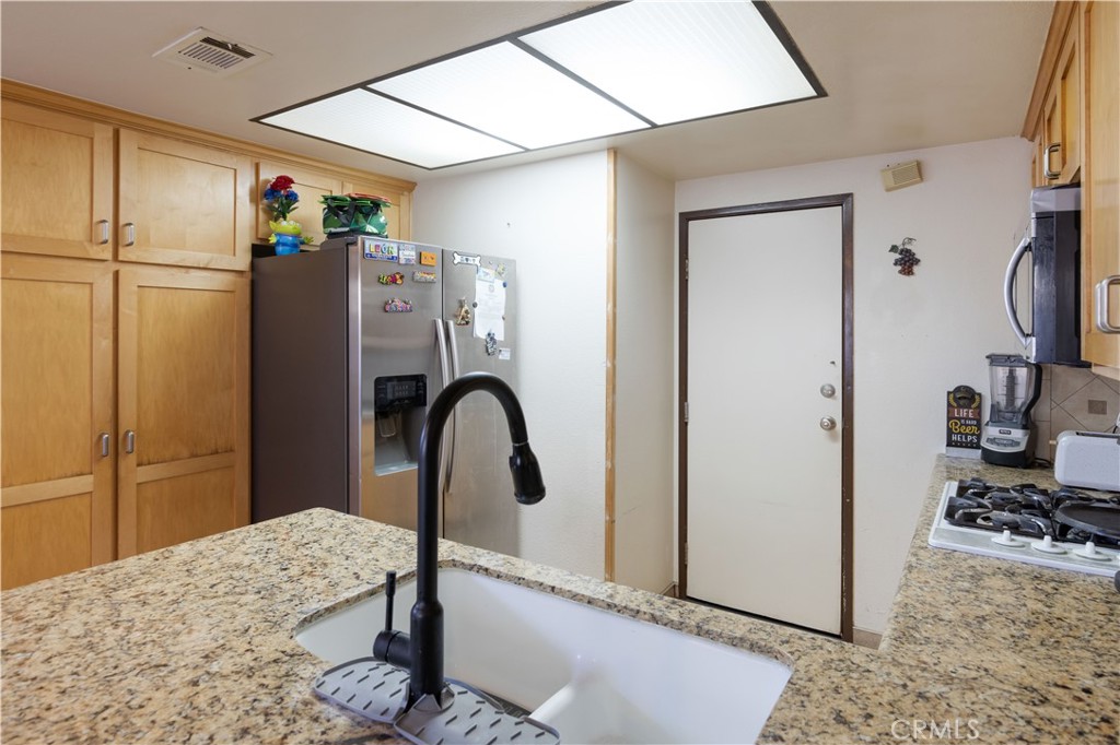 MLS #MB25245377 image #10