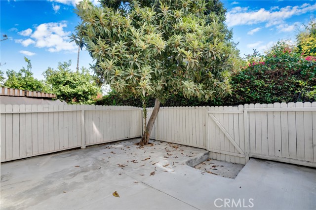 Photo #22: OC23181380 Listing 