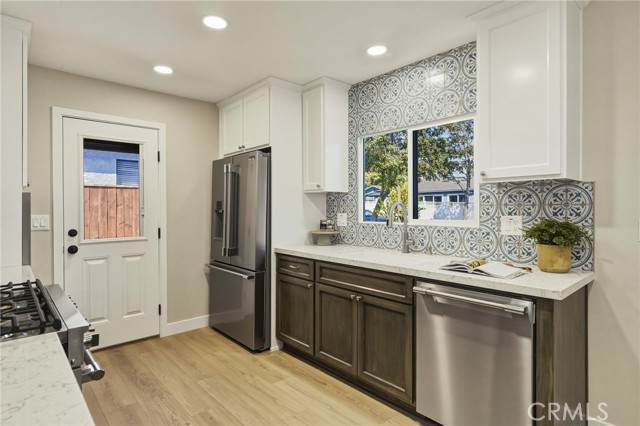 Detail Gallery Image 14 of 49 For 3420 W 186th St, Torrance,  CA 90504 - 3 Beds | 2 Baths