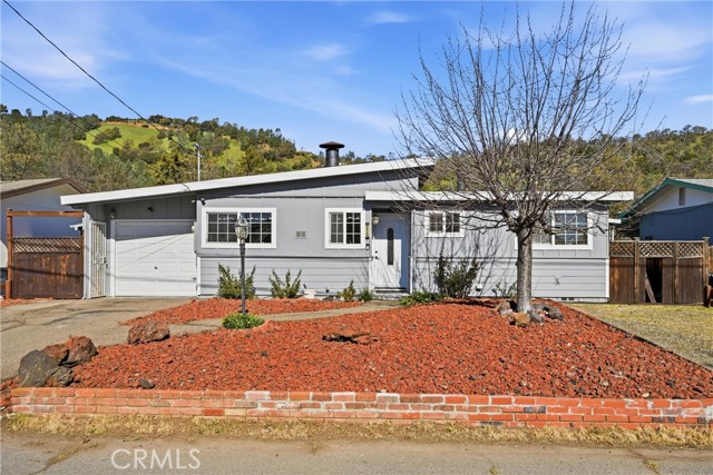 Detail Gallery Image 32 of 39 For 12762 Shoreview Dr, Clearlake Oaks,  CA 95423 - 2 Beds | 2 Baths