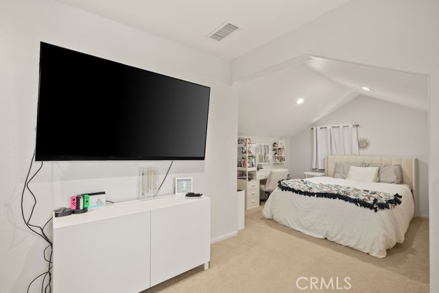 25 Belfort, Newport Coast CA: https://media.crmls.org/medias/3a6baa5f-562a-470f-bbbe-9f4a12ec5043.jpg