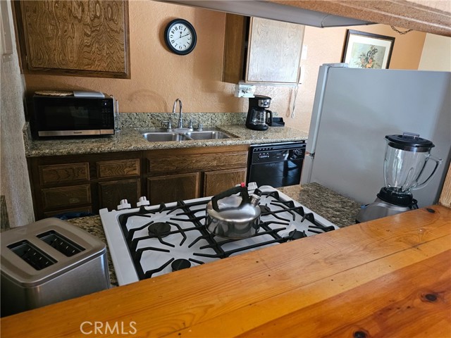 Detail Gallery Image 14 of 14 For 314 Canyon Crest, Lake Arrowhead,  CA 92352 - 2 Beds | 1/1 Baths