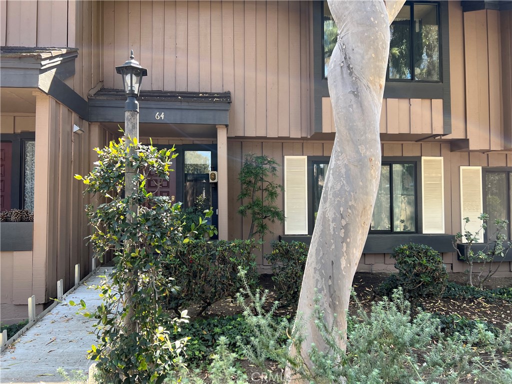 9731 Reseda