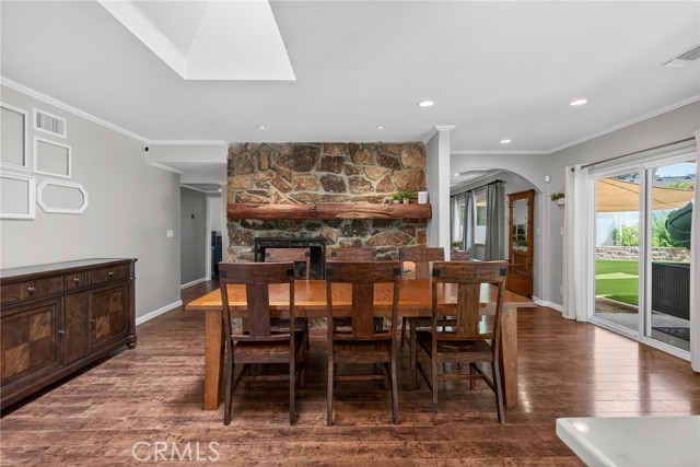 Detail Gallery Image 12 of 46 For 1986 Wetherly Way, Riverside,  CA 92506 - 4 Beds | 3 Baths