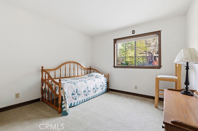 Detail Gallery Image 23 of 46 For 24300 Sylvan Glen, Calabasas,  CA 91302 - 5 Beds | 3 Baths