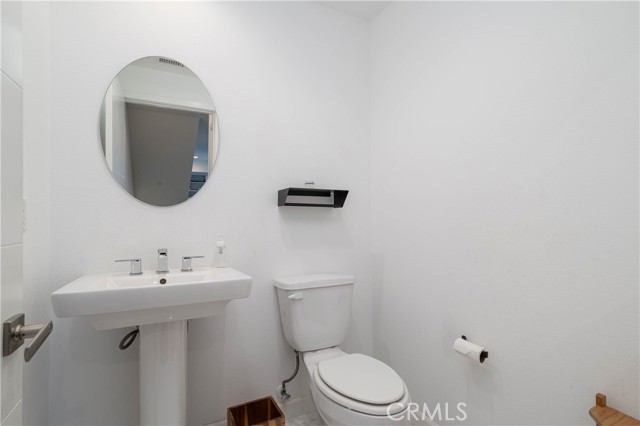 Detail Gallery Image 20 of 30 For 1532 Maxwell Way, Costa Mesa,  CA 92627 - 2 Beds | 3/1 Baths