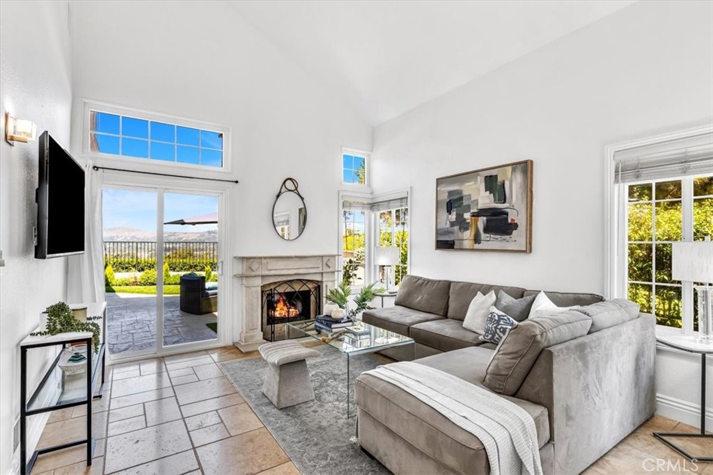 MLS #OC25181246 image #7