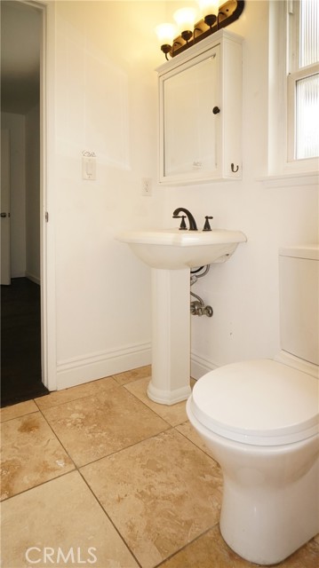 1925 Vallecito Drive, San Pedro CA: https://media.crmls.org/medias/3a6f54ce-c0b3-455f-8d76-e1cd75575b5e.jpg