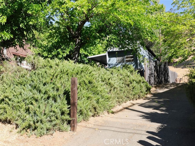 Detail Gallery Image 3 of 20 For 3944 Foothill Dr, Lucerne,  CA 95458 - 1 Beds | 2 Baths