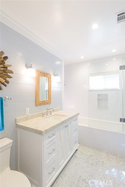 524 13th Street, Manhattan Beach CA: https://media.crmls.org/medias/3a6fc988-70cb-429e-90f0-5fb2a229d53f.jpg