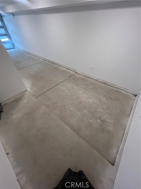 1128 Ardmore, Los Angeles CA: https://media.crmls.org/medias/3a706936-6141-4f0d-906c-b6e85cae38df.jpg