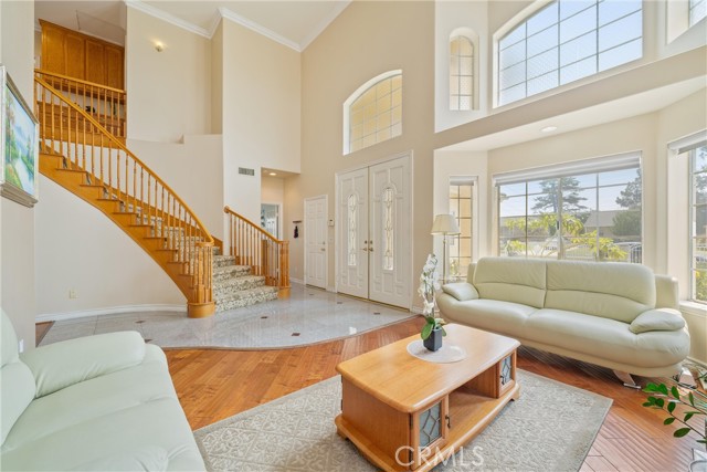 5939 N Vista Street, San Gabriel CA: https://media.crmls.org/medias/3a70a107-6bc4-47b4-8056-6cea6b89ac9a.jpg