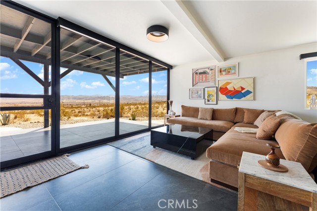 62176 Highland View Drive, Joshua Tree CA: https://media.crmls.org/medias/3a70efc2-3624-4024-a379-bf1cc4bae299.jpg