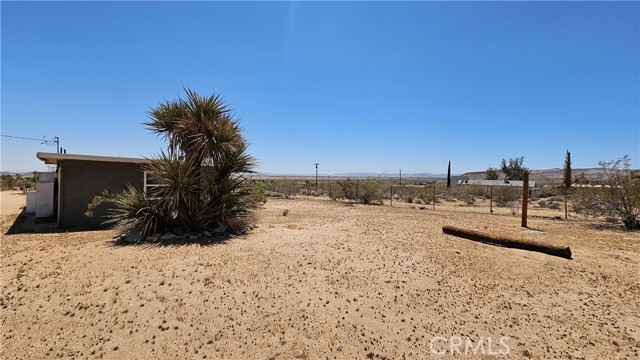 Detail Gallery Image 7 of 39 For 1240 Geronimo Trl, Yucca Valley,  CA 92284 - 1 Beds | 1 Baths