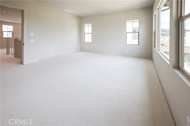 118 Mossvine, Irvine CA: https://media.crmls.org/medias/3a716439-1cd0-4c91-8dae-ec20d9bc4c19.jpg